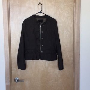 Utilitarian style 3rd piece